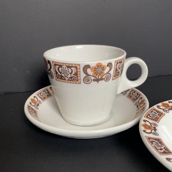 Vintage Grindley Staffordshire England Tavern Teacup & Saucer & Berry Bowl 3 Pc - Picture 3 of 10
